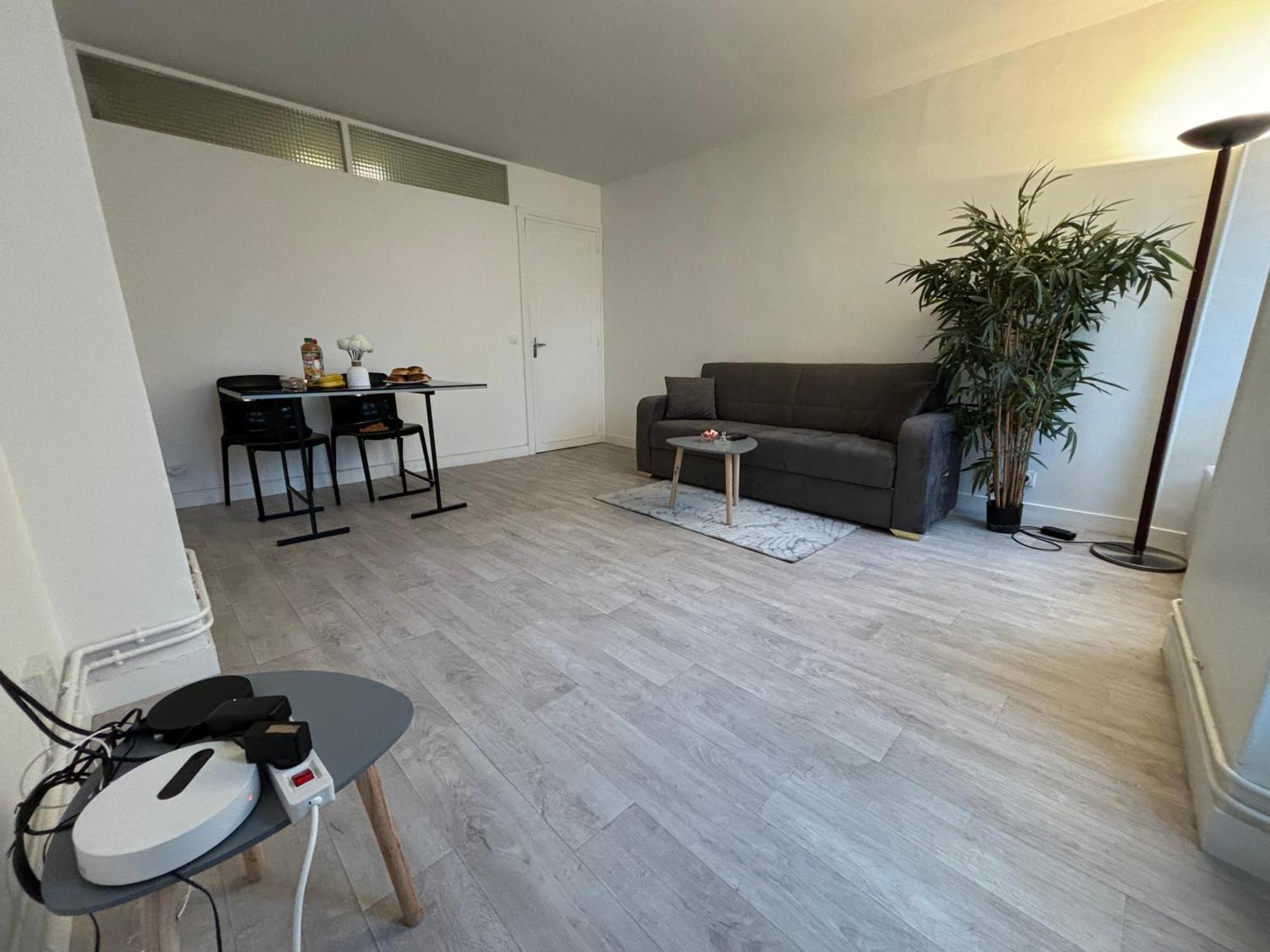 Appartement Situe Dans Le 9Eme Arrondissement, A Deux Pas Du Sacre-Coeur París Exterior foto