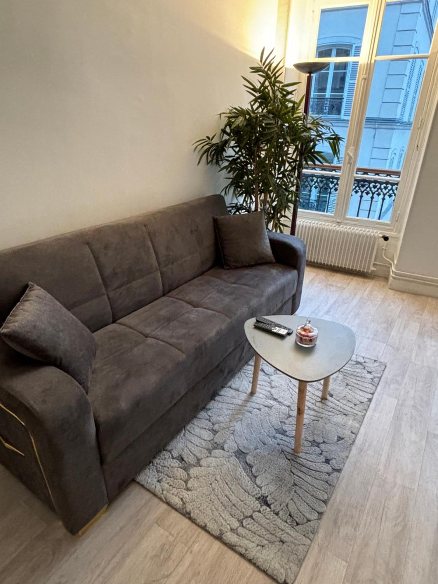 Appartement Situe Dans Le 9Eme Arrondissement, A Deux Pas Du Sacre-Coeur París Exterior foto